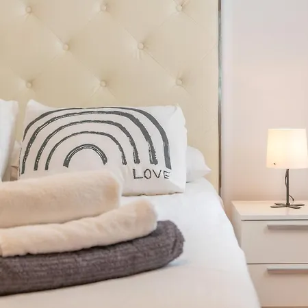 El Barquillo アパート ラ・サンタ